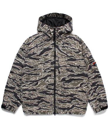 NANGA / TIGER CAMO MOUNTAIN PARKA