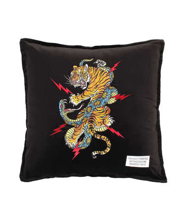 TIM LEHI / VELVETEEN EMBROIDERY CUSHION