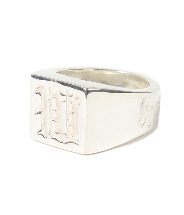 SIGNET RING